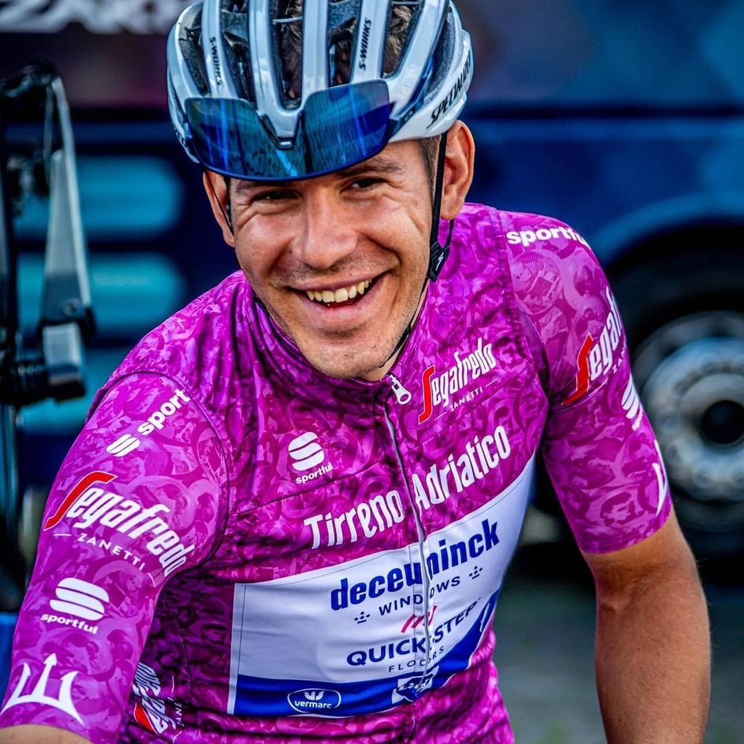 Meet Davide Ballerini for a coffee and autographs