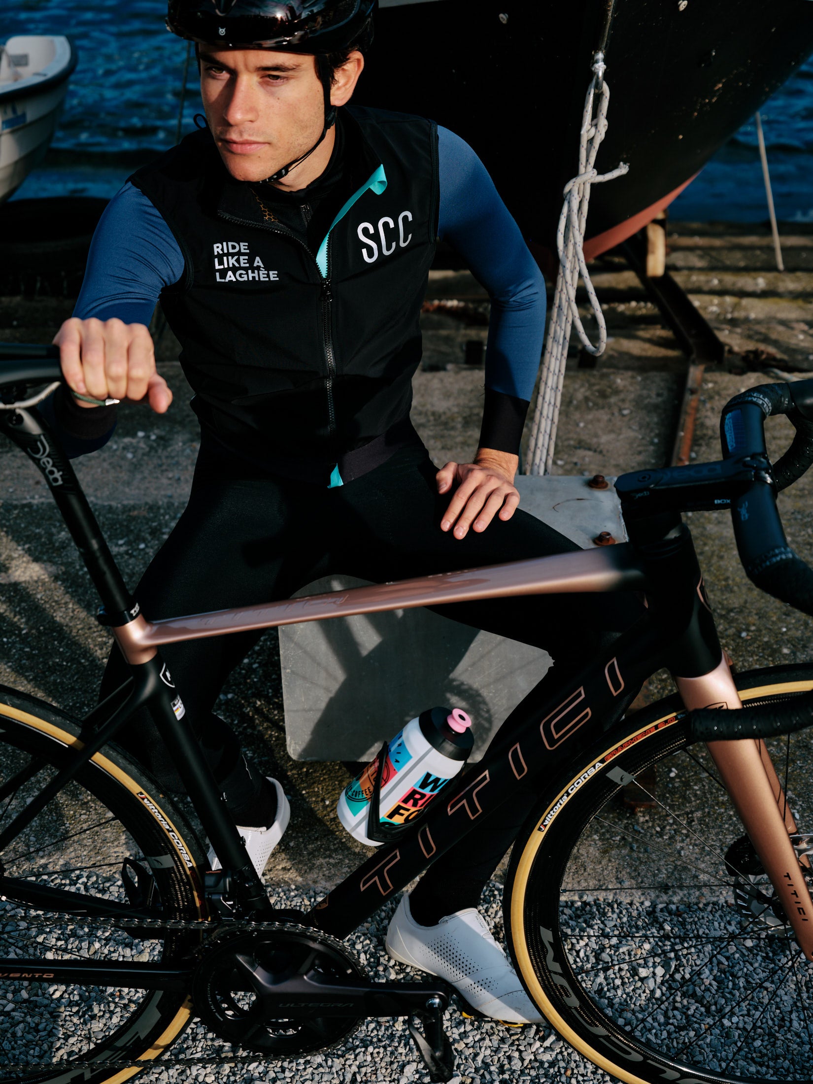 SCC wind and water proof vest - black