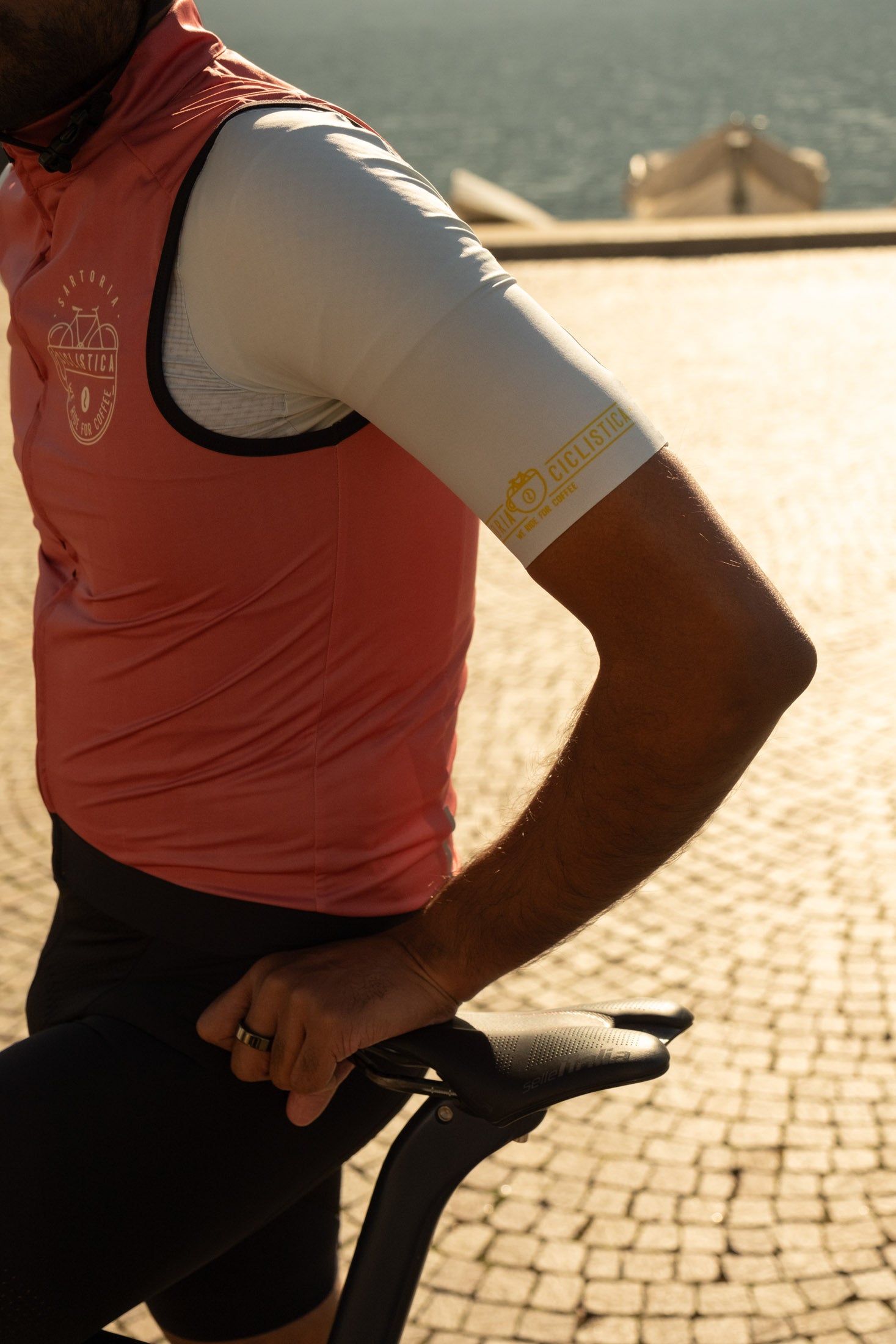 Ultralight vest - Light cherry
