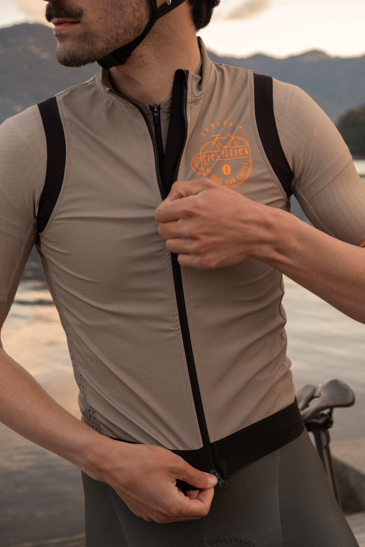 Aero Vest - Sand and Orange fluo