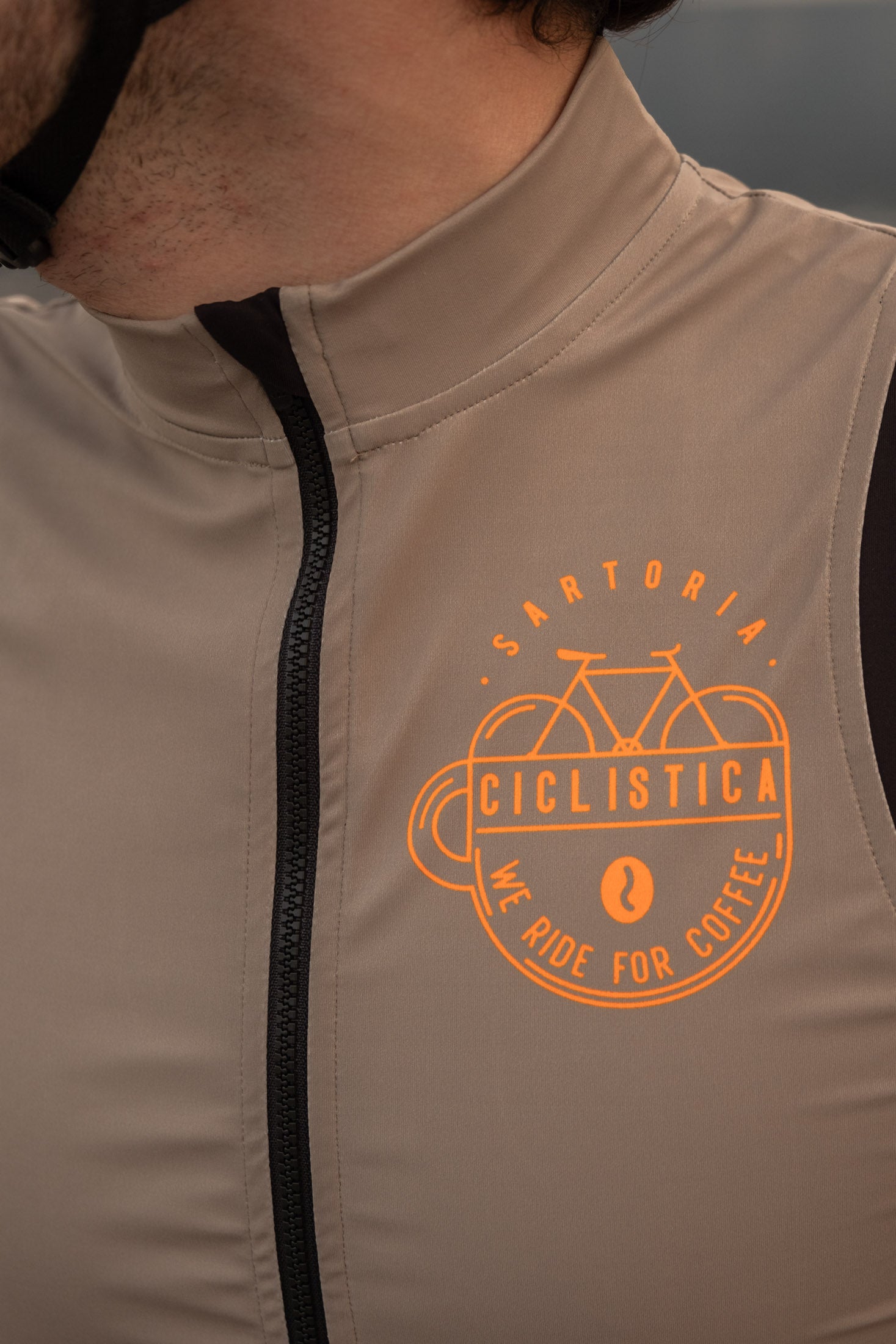 Aero Vest - Sand and Orange fluo