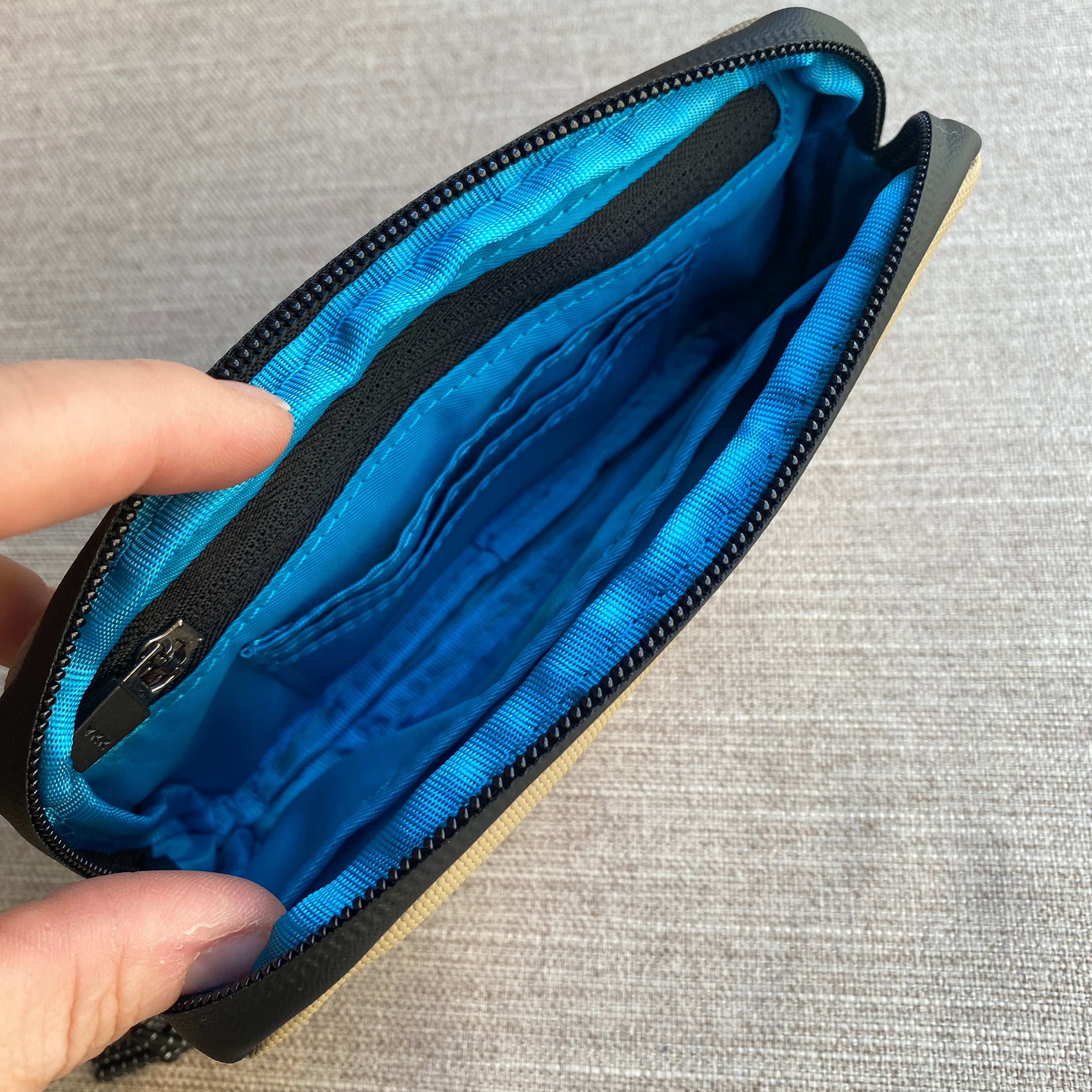 Waterproof wallet