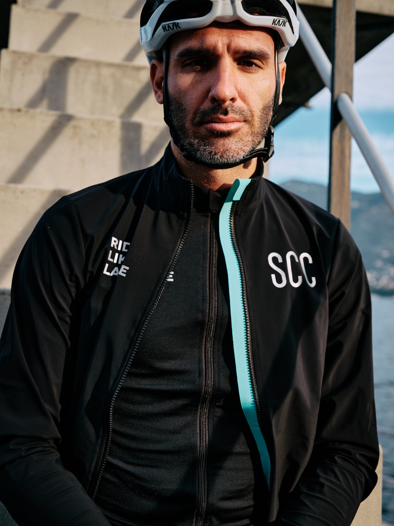 SCC wind and water proof lightweight jacket - Black